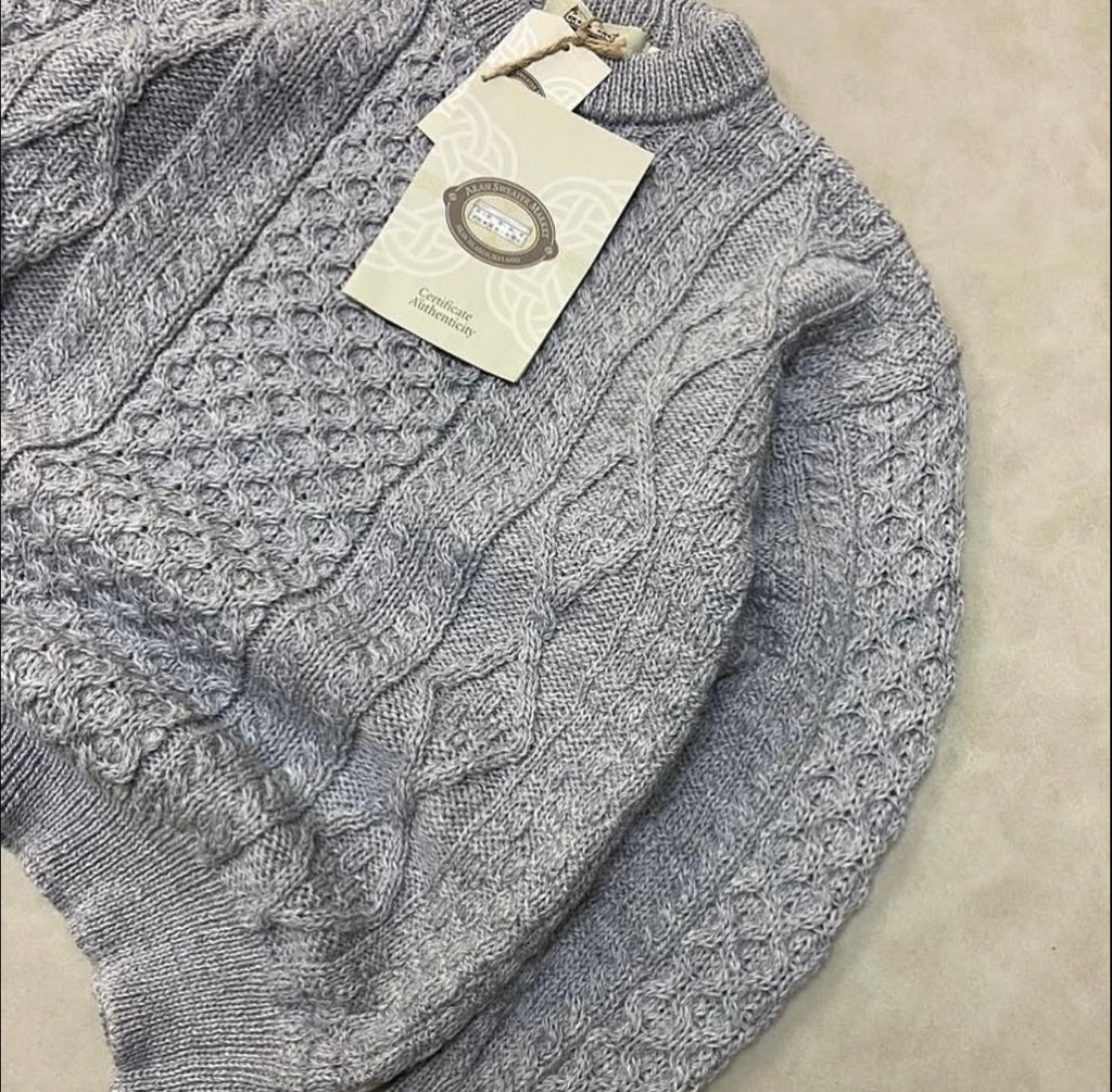 Aran Sweater Market - Earth