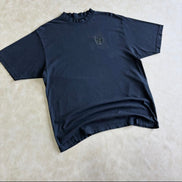 BALENCIAGA NAIL POLISH T-SHIRT
MEDIUM FIT IN FADED BLACK