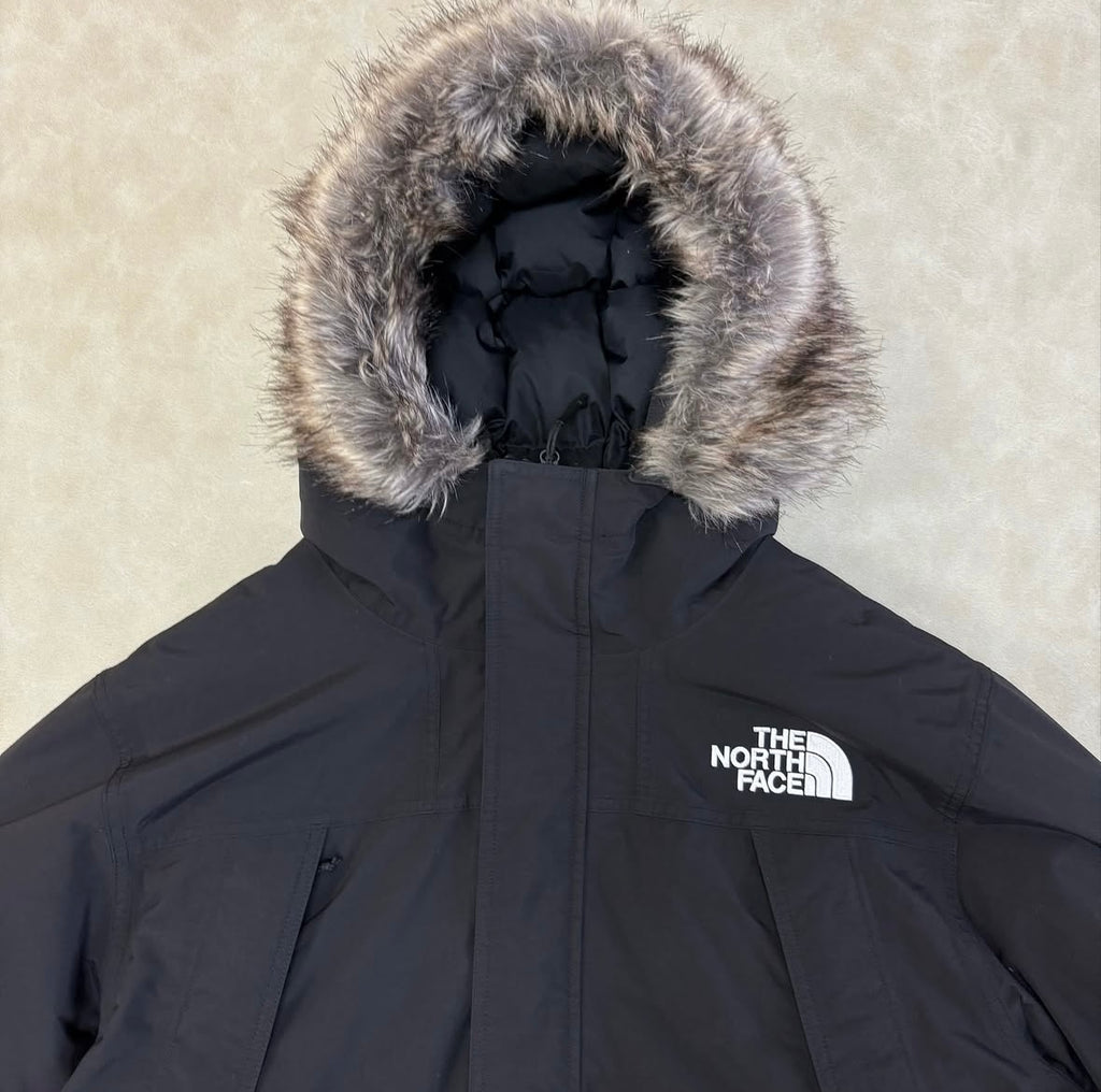 The North Face Parka 600 Waterproof
Jacket