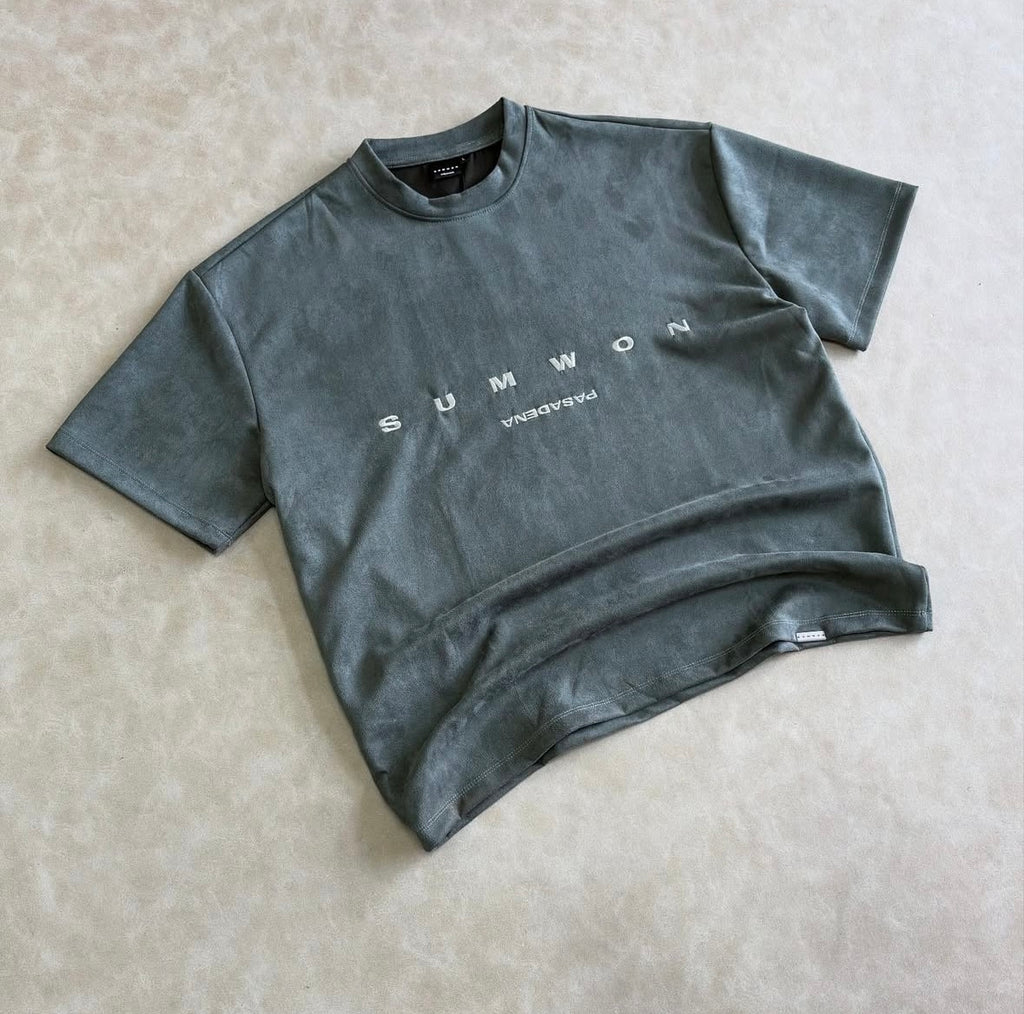 SUMWOM Oversized Boxy Shirt