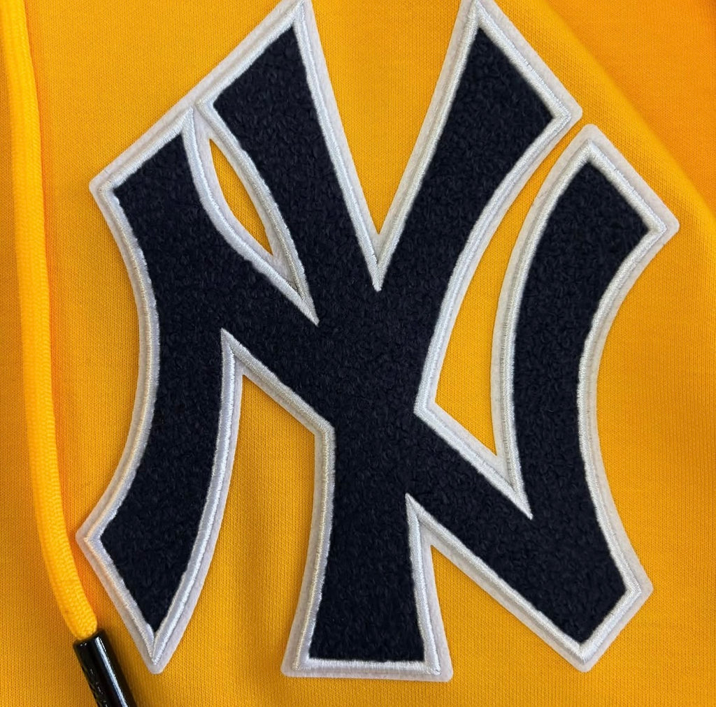 MLB NEW YORK YANKEES CLASSIC CHENILLE DOUBLE KNIT PULLOVER
HOODIE