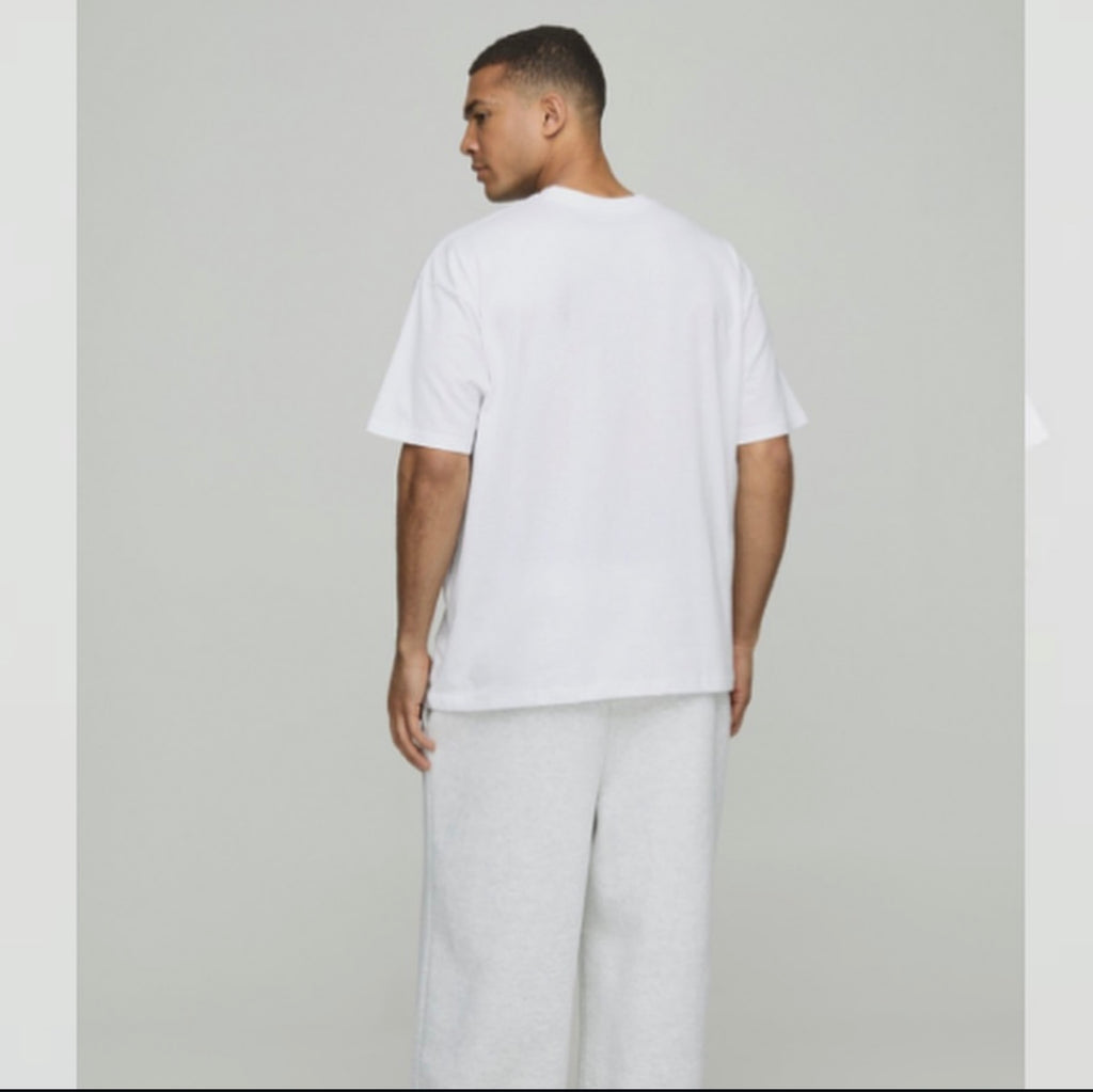 BASIC OVERSIZED T-SHIRT WITH CREW
NECK