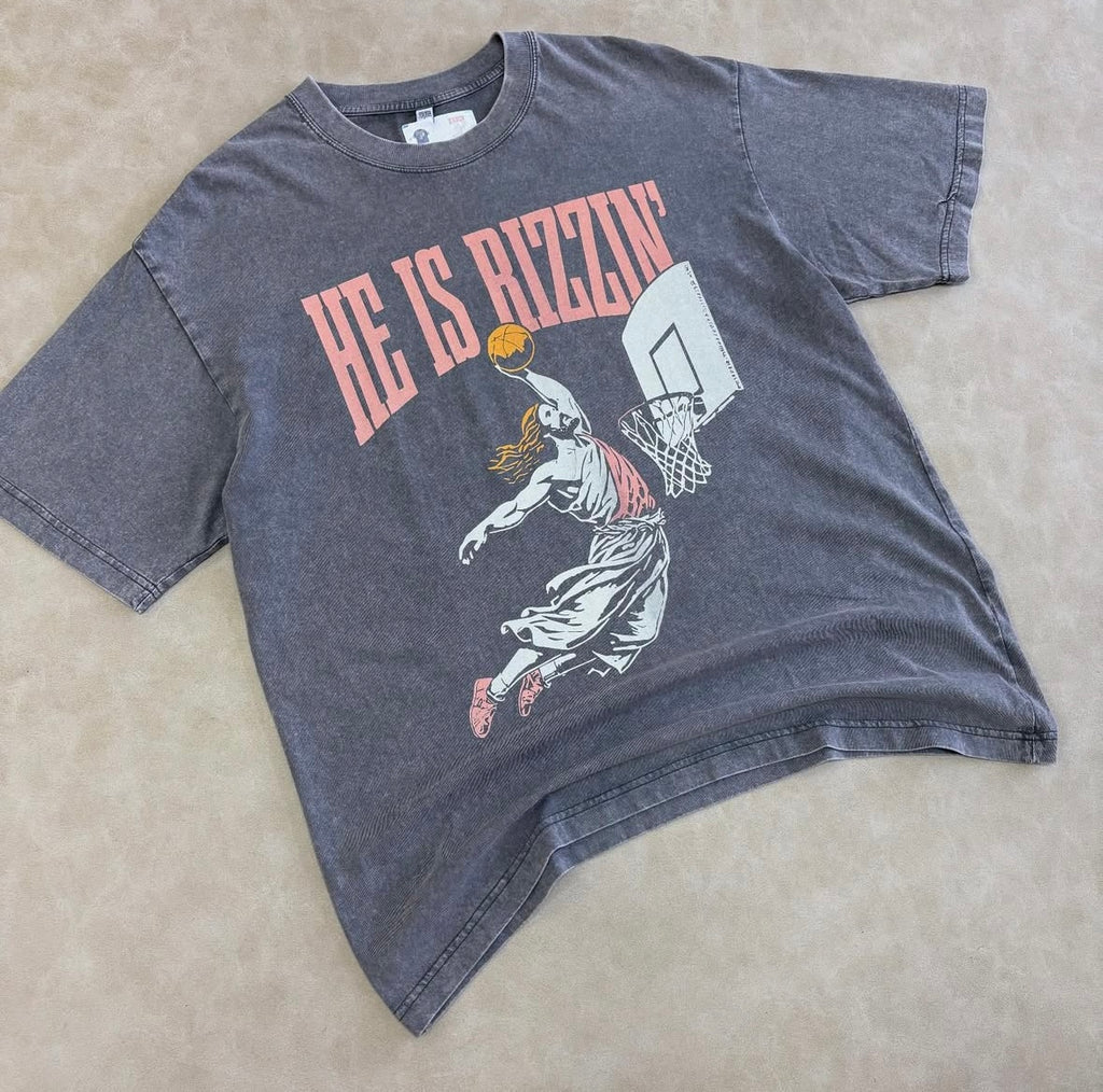 HE IS RIZZIN- JESUS HEAVYWEIGTH
WASHED T-Shirt