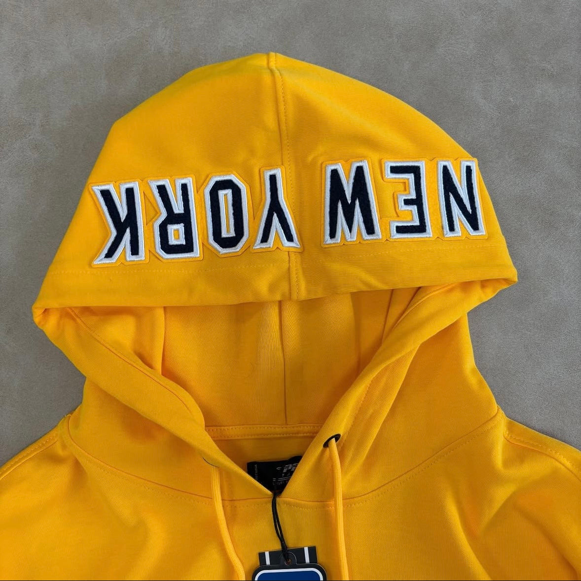 MLB NEW YORK YANKEES CLASSIC CHENILLE DOUBLE KNIT PULLOVER
HOODIE