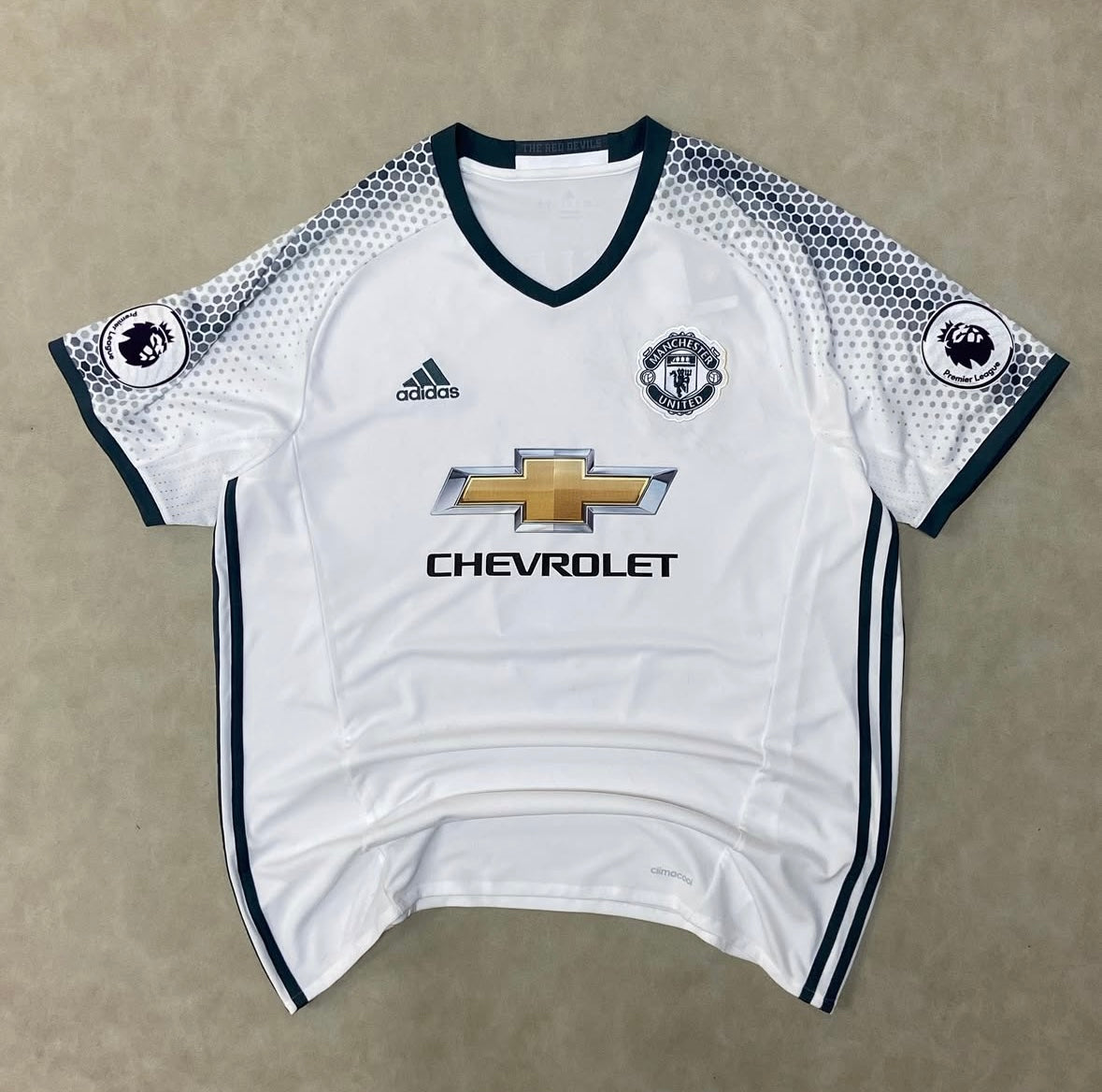 Manchester United Ibrahimovic 2016 - 17 Third Jersey