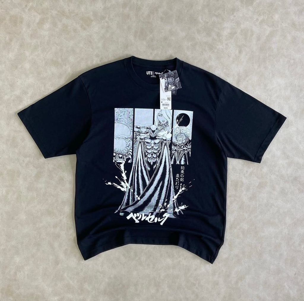 MANGA Curation UT Graphic T-
Shirt