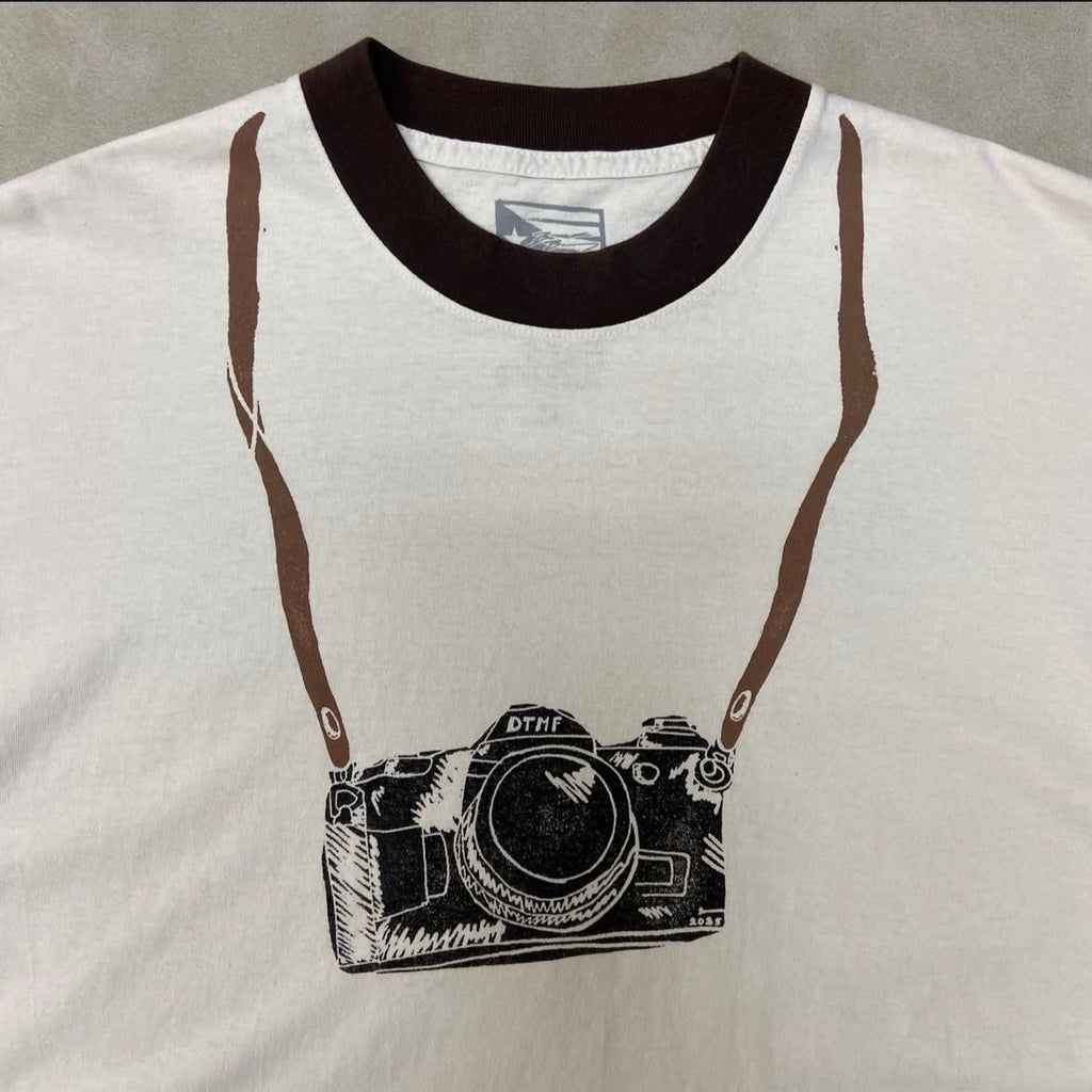 Debí Tirar Más Fotos Bad Bunny T-Shirt