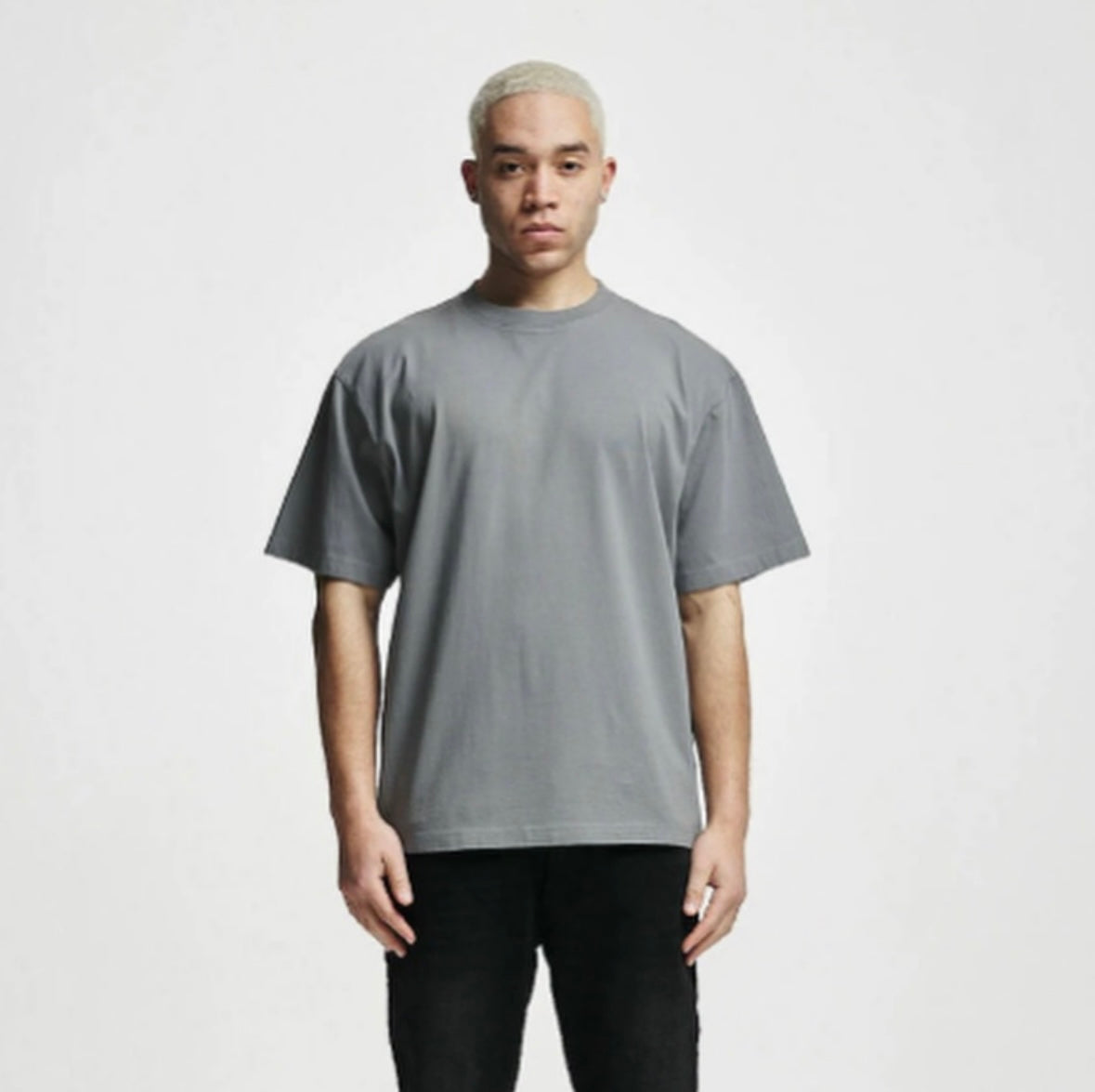 BASIC OVERSIZED T-SHIRT WITH CREW
NECK