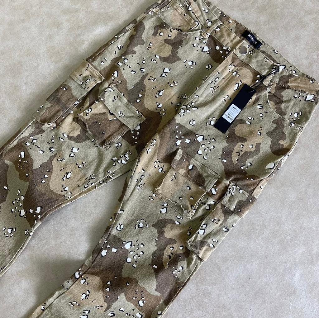 Trapper Cargo Stacked Slim Flared Pants