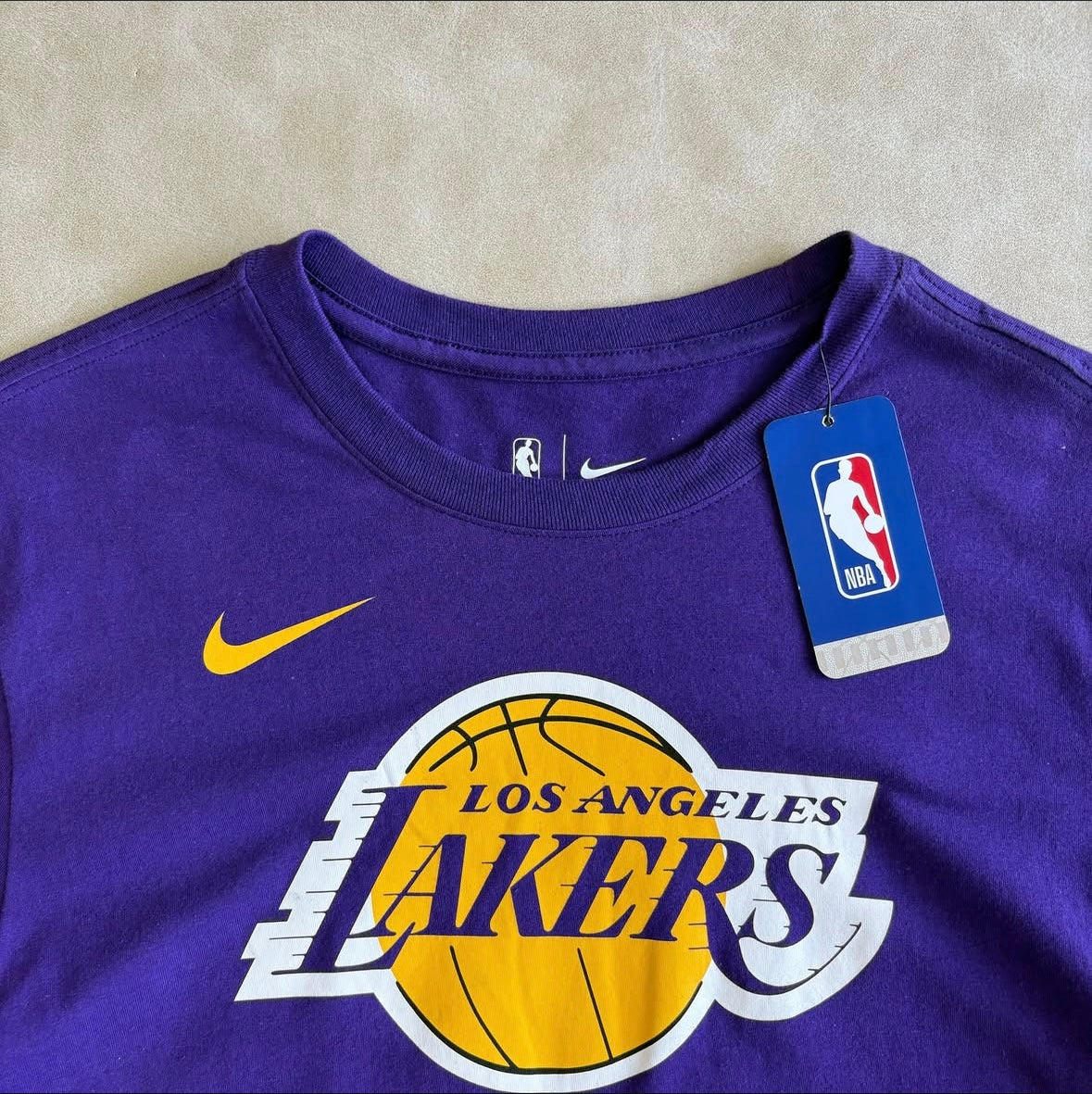 Nike Los Angeles Lakers Dri-Fit NBA Logo