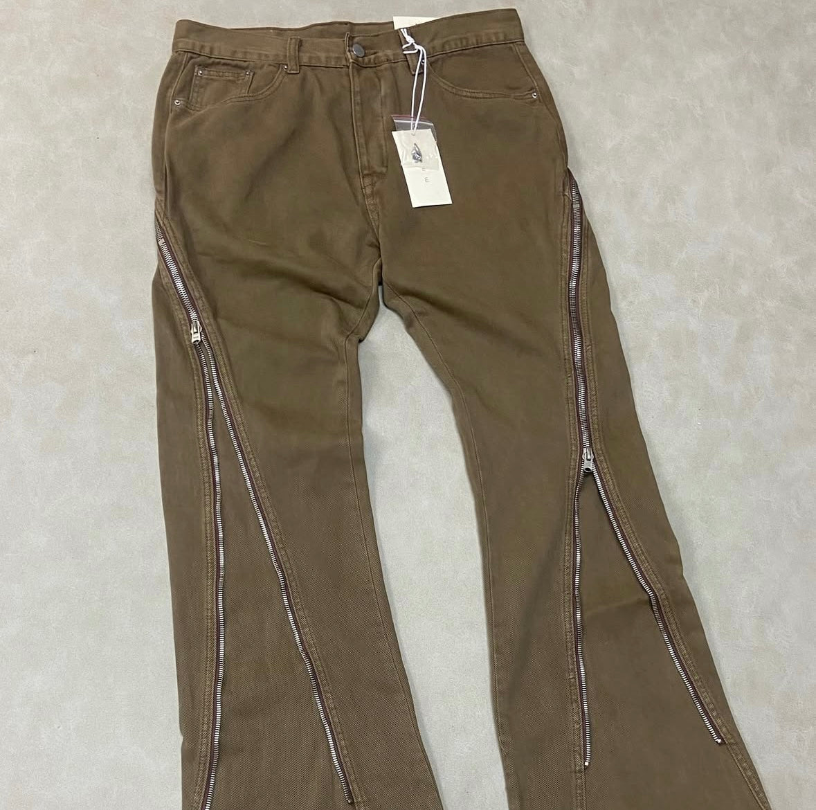 MNML D519 ZIPPER FLARE
DENIM