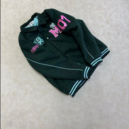 Officially licensed collaboration between
Apari and Crypton Future Media.