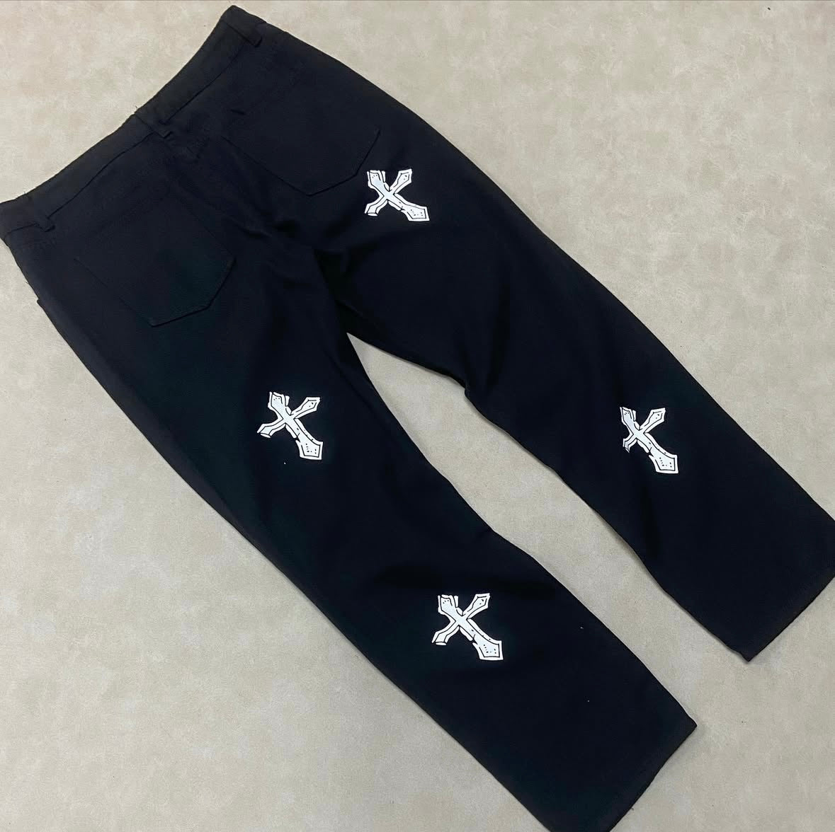 Manfinity EMRG Men's Cross Pattern
Jeans
