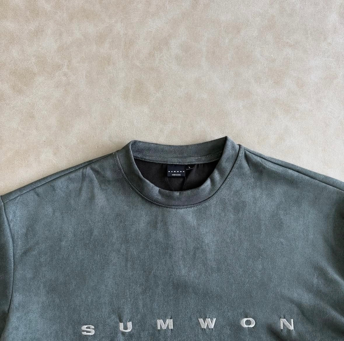 SUMWOM Oversized Boxy Shirt