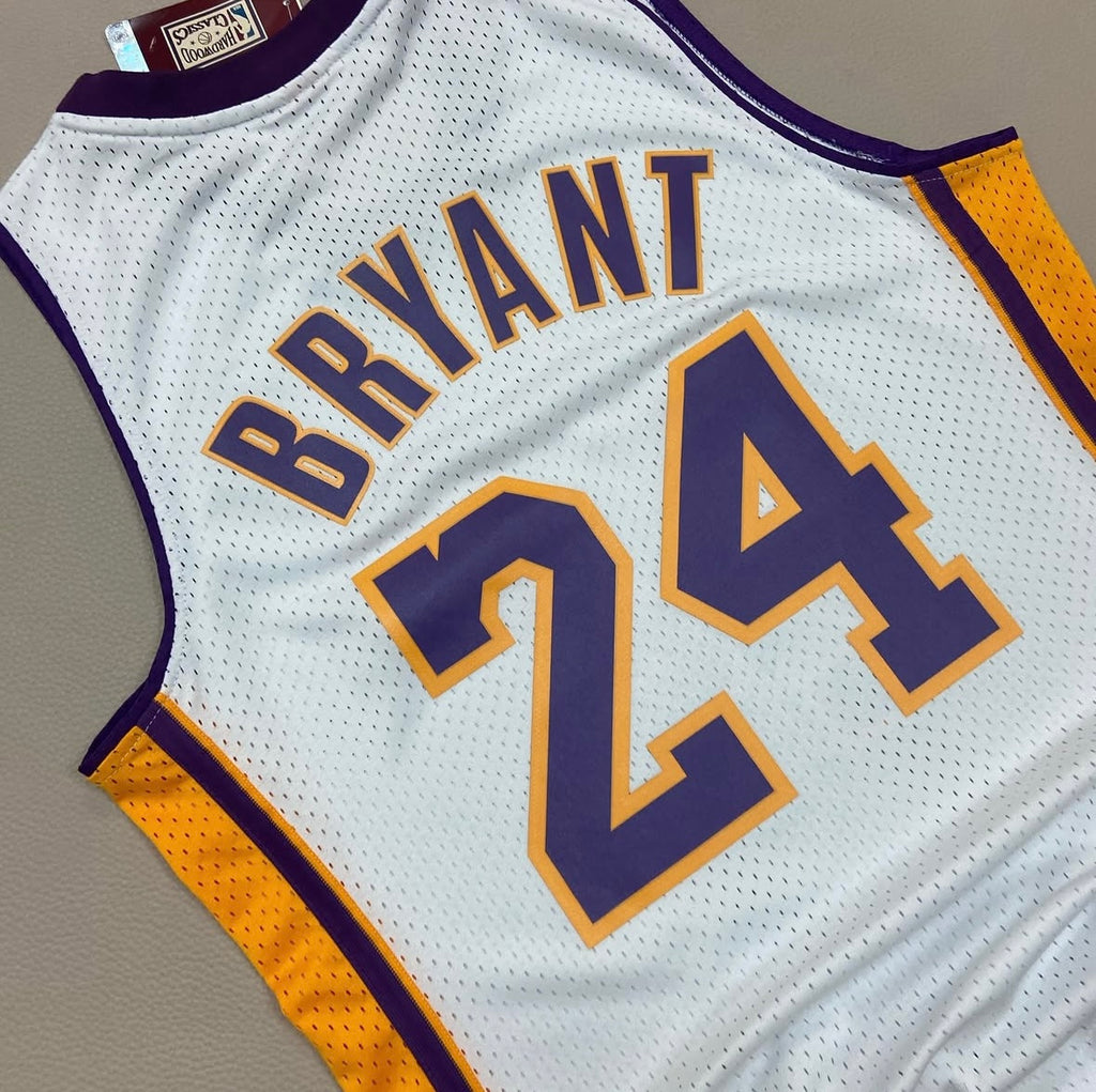 Kobe Bryant 24 Mitchell & Ness Jersey