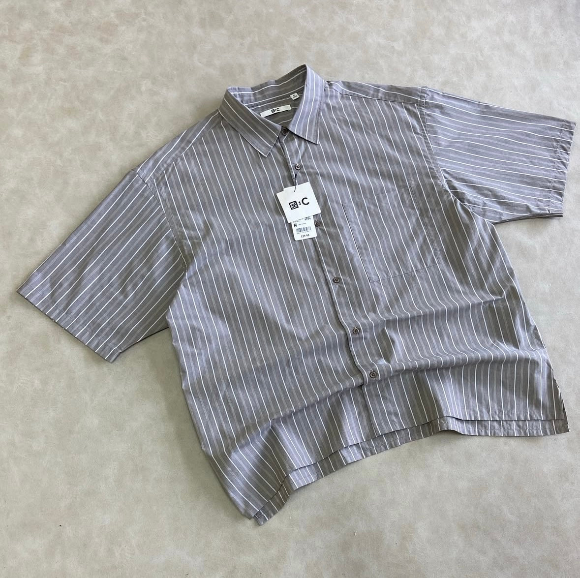 Uniqlo Broadcloth Oversized Shirt Short Sleeve