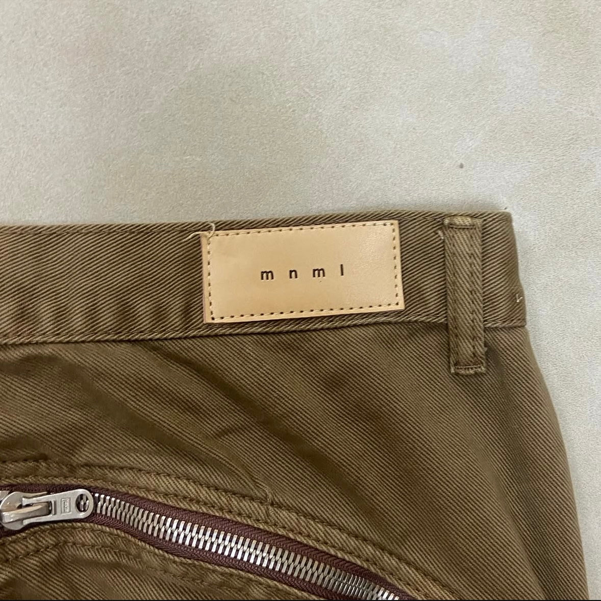 MNML D519 ZIPPER FLARE
DENIM