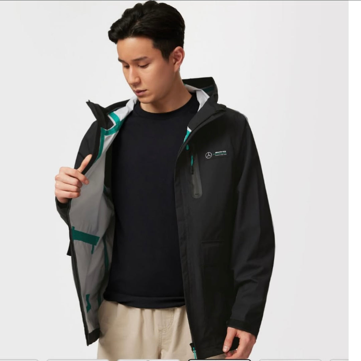 Mercedes-AMG F1 Performance
Waterproof Jacket
