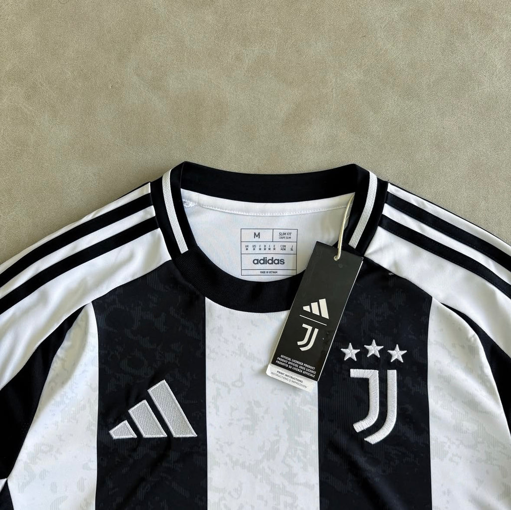 Juventus 24/25 Home Jersey