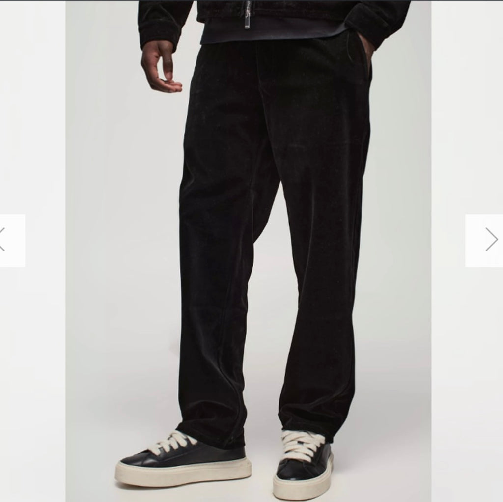 STRAIGHT VELVET TROUSERS WITH
FIXED WAIST