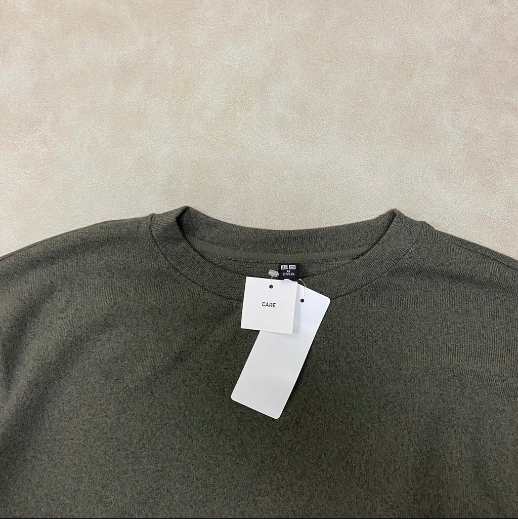 Uniqlo Fleece Crewneck T-Shirt Oliva