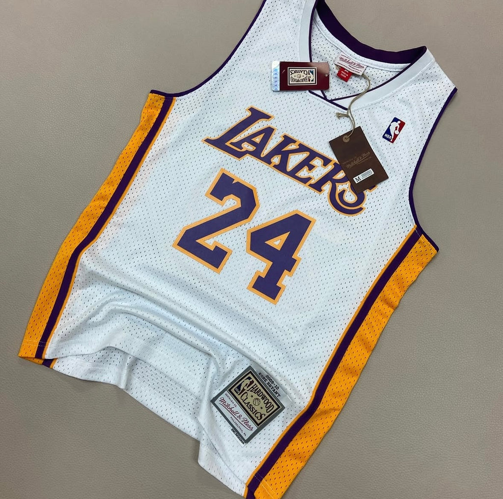 Kobe Bryant 24 Mitchell & Ness Jersey