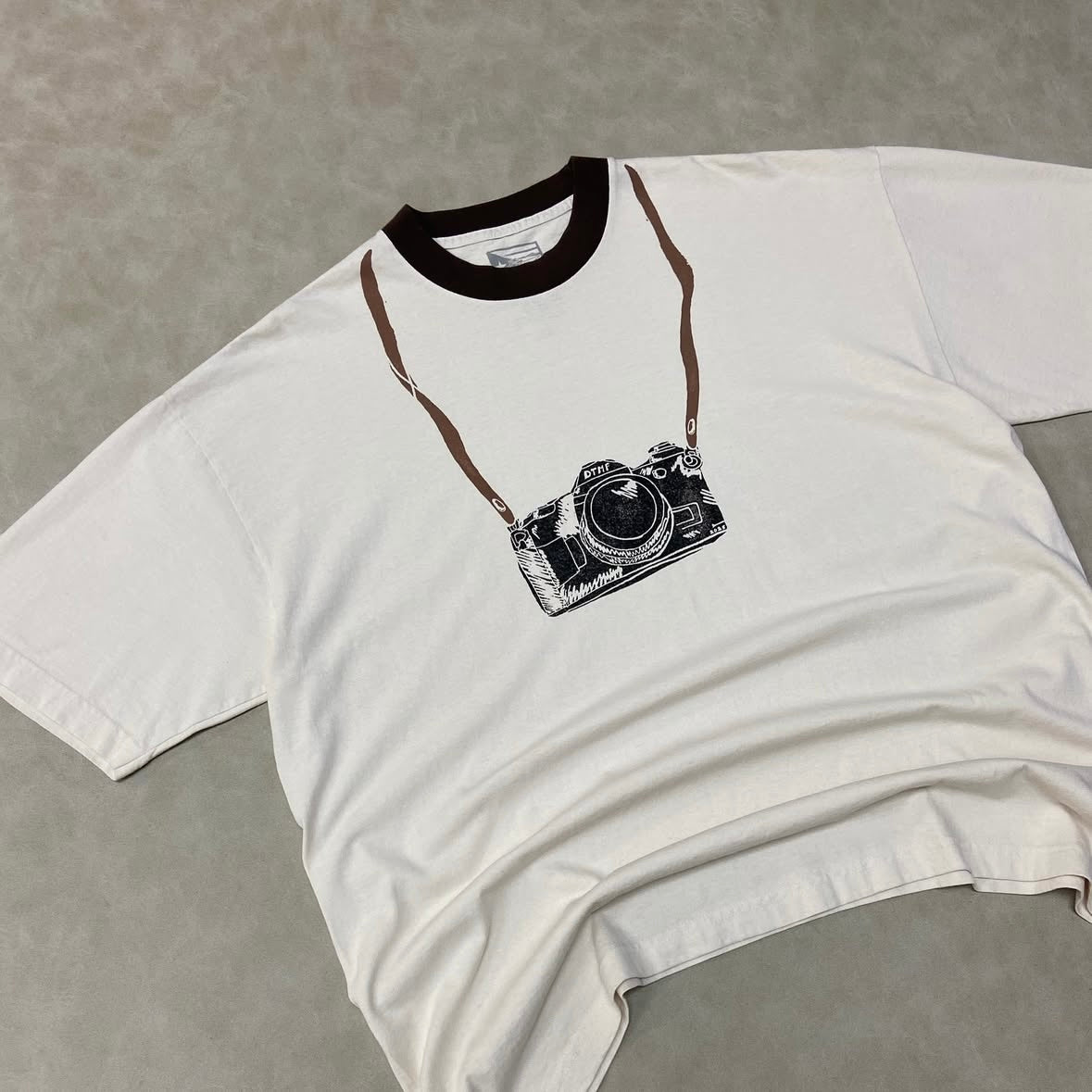 Debí Tirar Más Fotos Bad Bunny T-Shirt