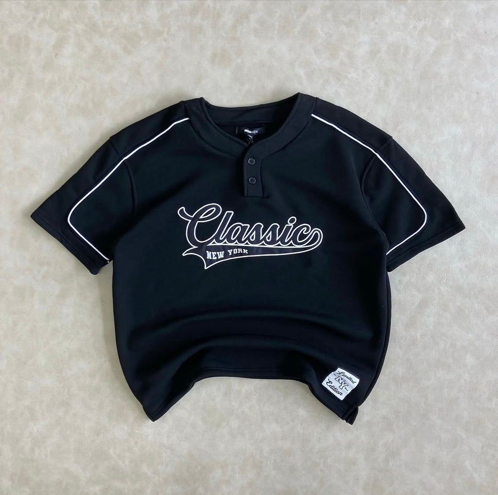 Classic New York Henley Short Sleeve -
Black