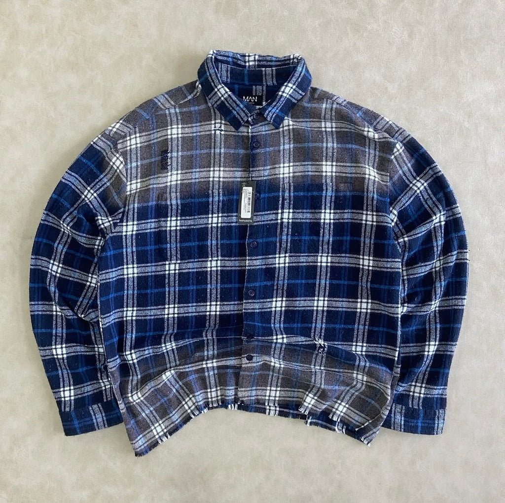 Oversized Flannel Check Distressed
Collared Shirt