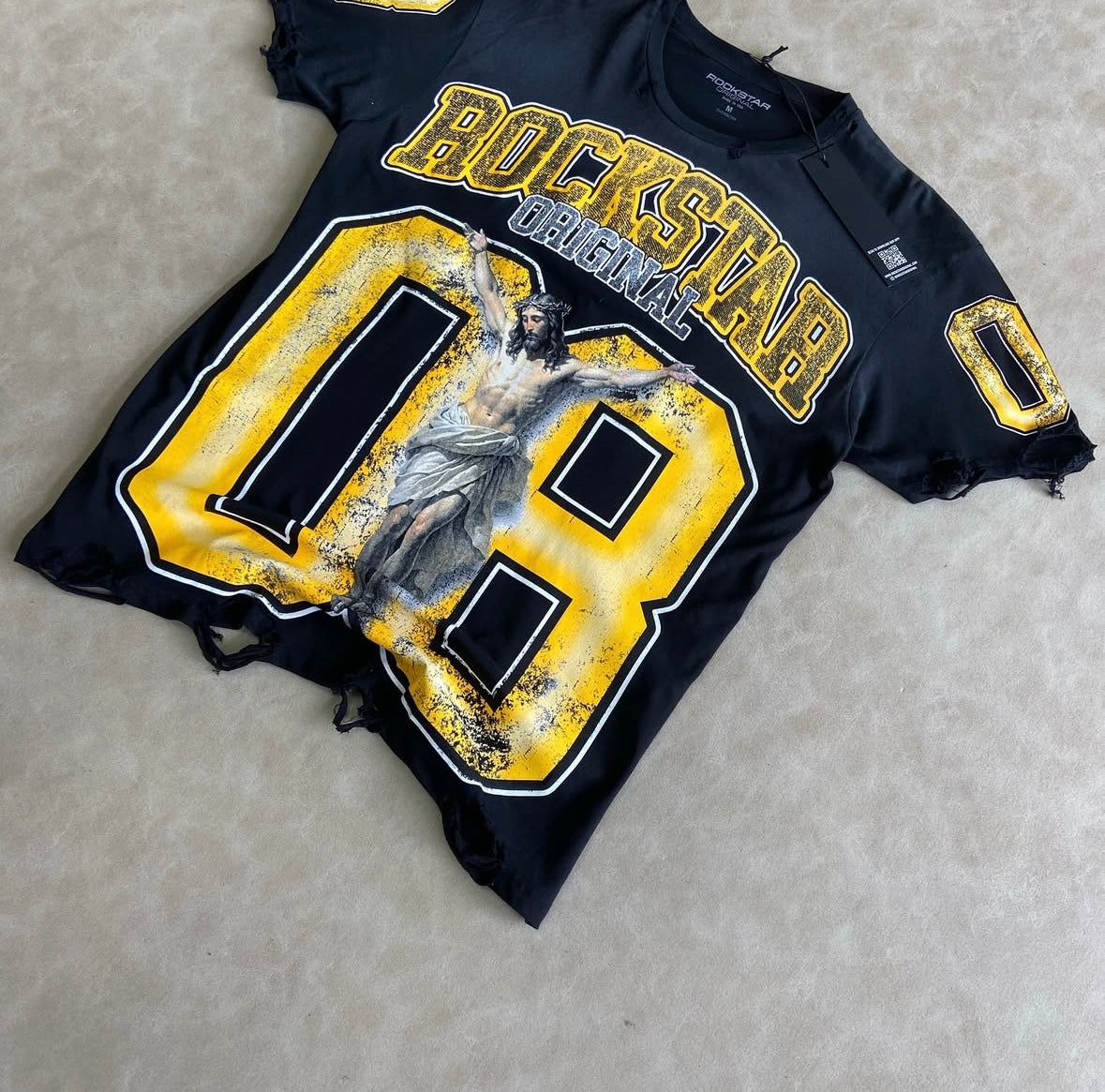 Fields Black/Yellow Oversized Graphic T-
Shirt