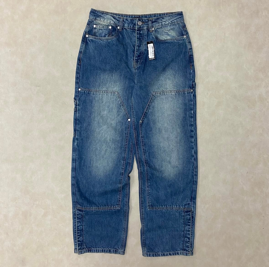 Relaxed Fit Carpenter Jeans With Split
Hem