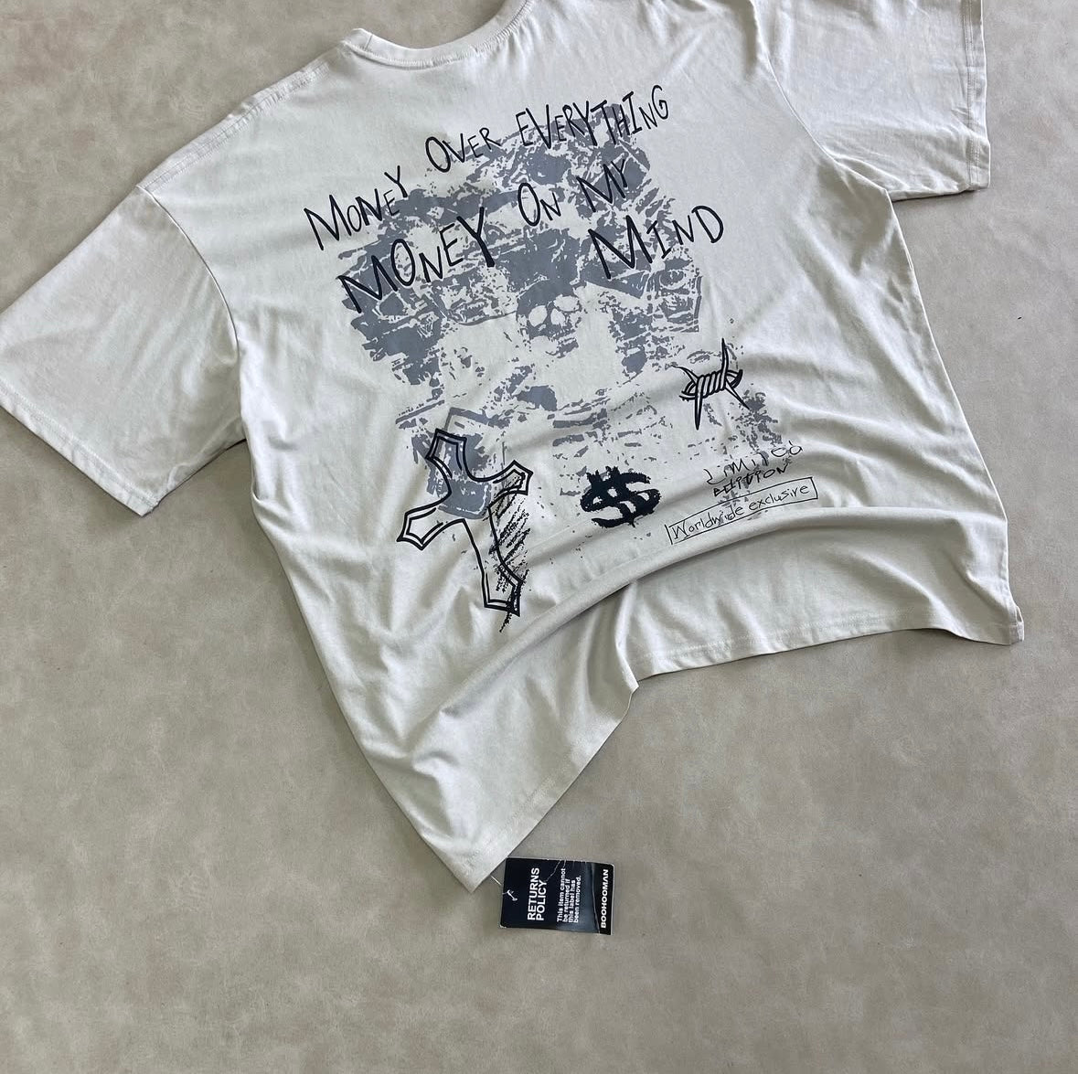 Oversized Cross Renaissance Graphic T-
Shirt