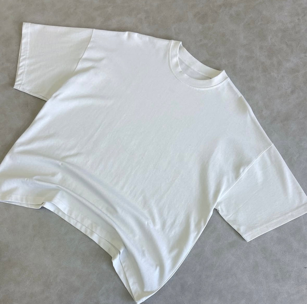 BASIC OVERSIZED T-SHIRT WITH CREW
NECK