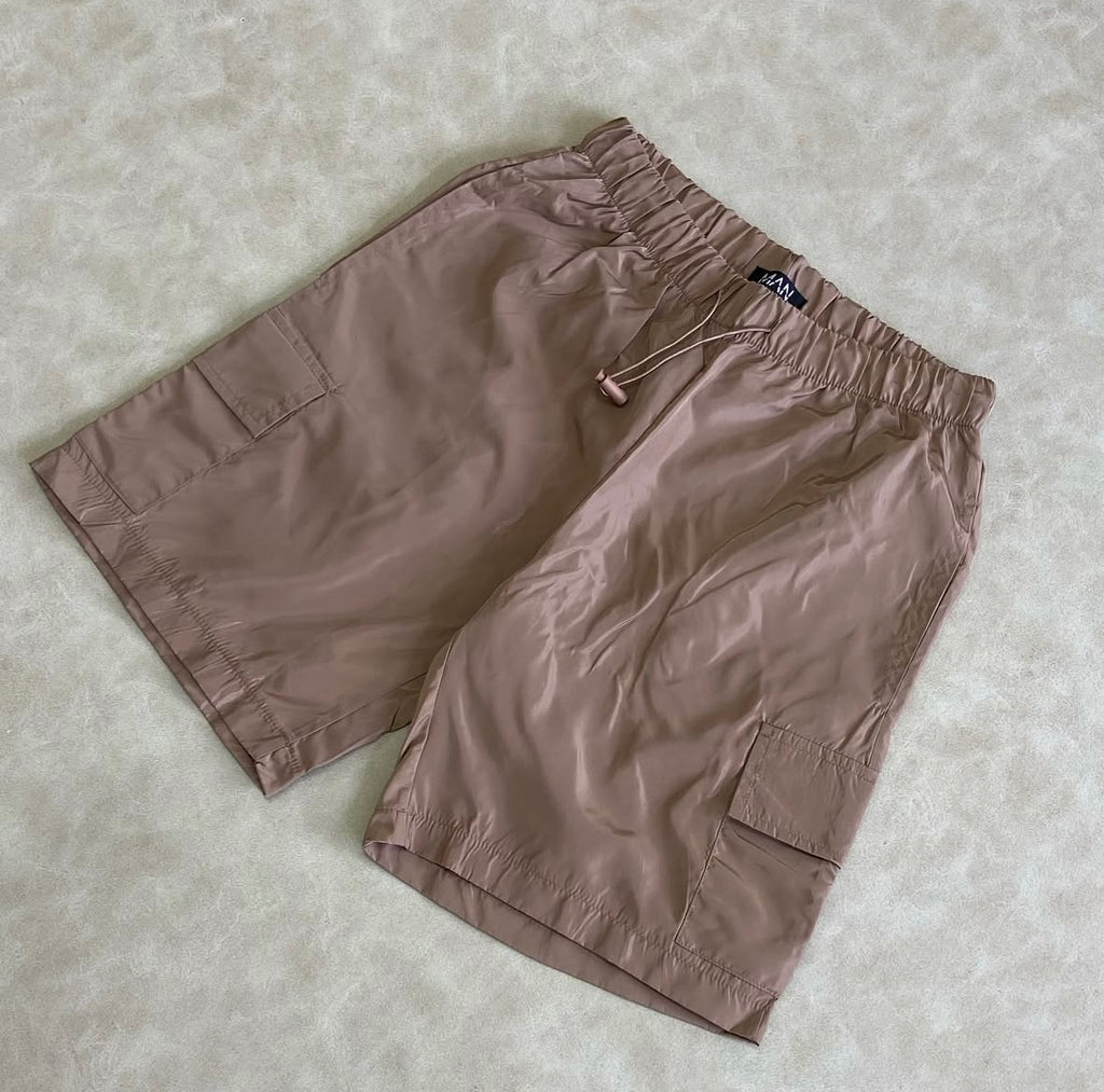 Plus Cargo Shorts With Elastic And Alamar