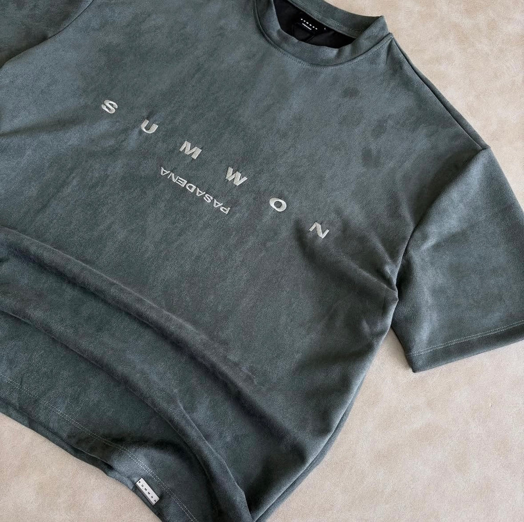 SUMWOM Oversized Boxy Shirt