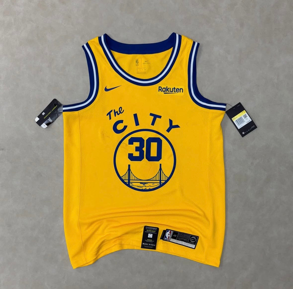 Nike Stephen Curry Golden State
Warriors Yellow Hardwood Classics Swingman Player
Jersey