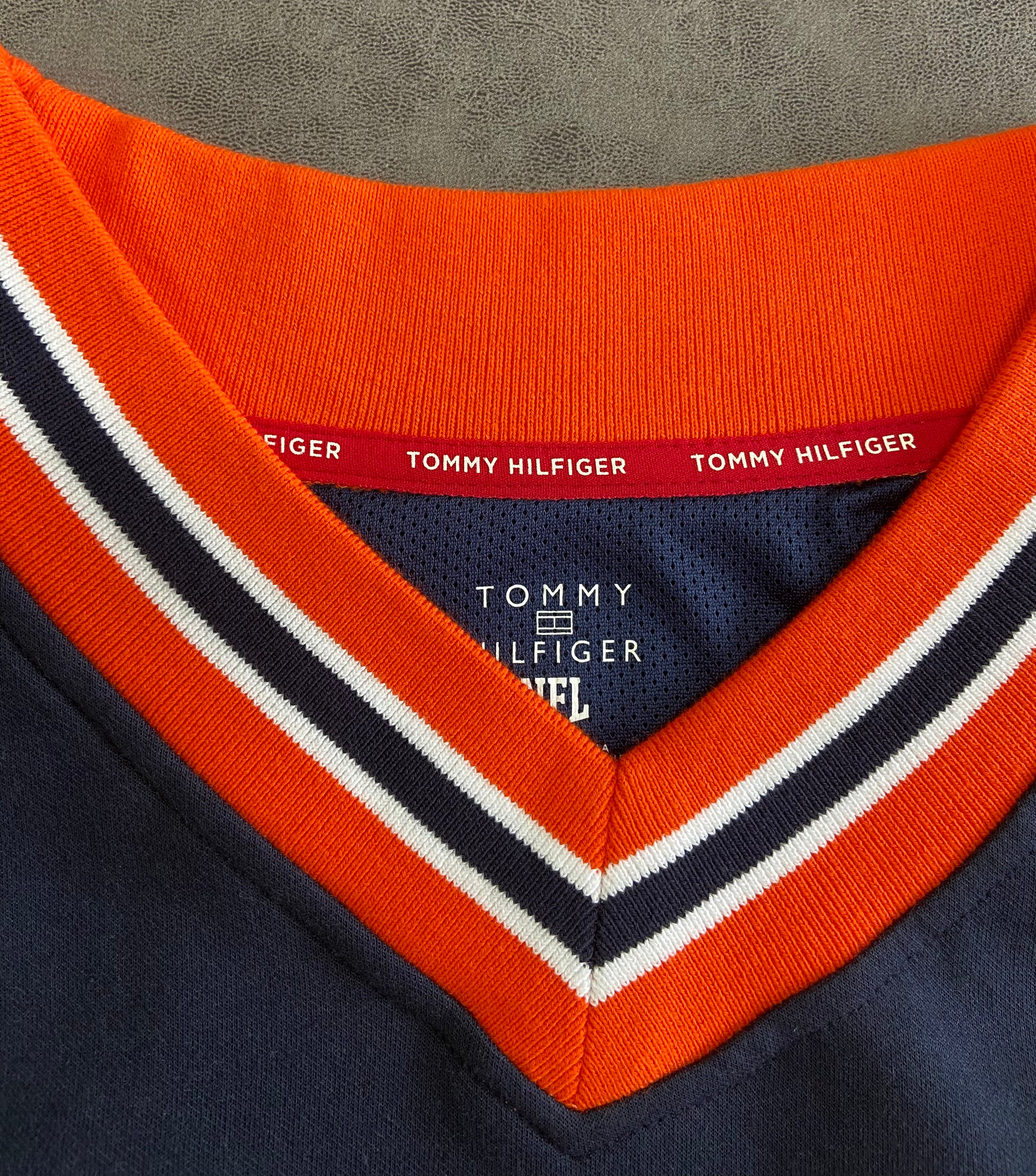 Tommy Hilfiger  BEARS NFL Crewneck