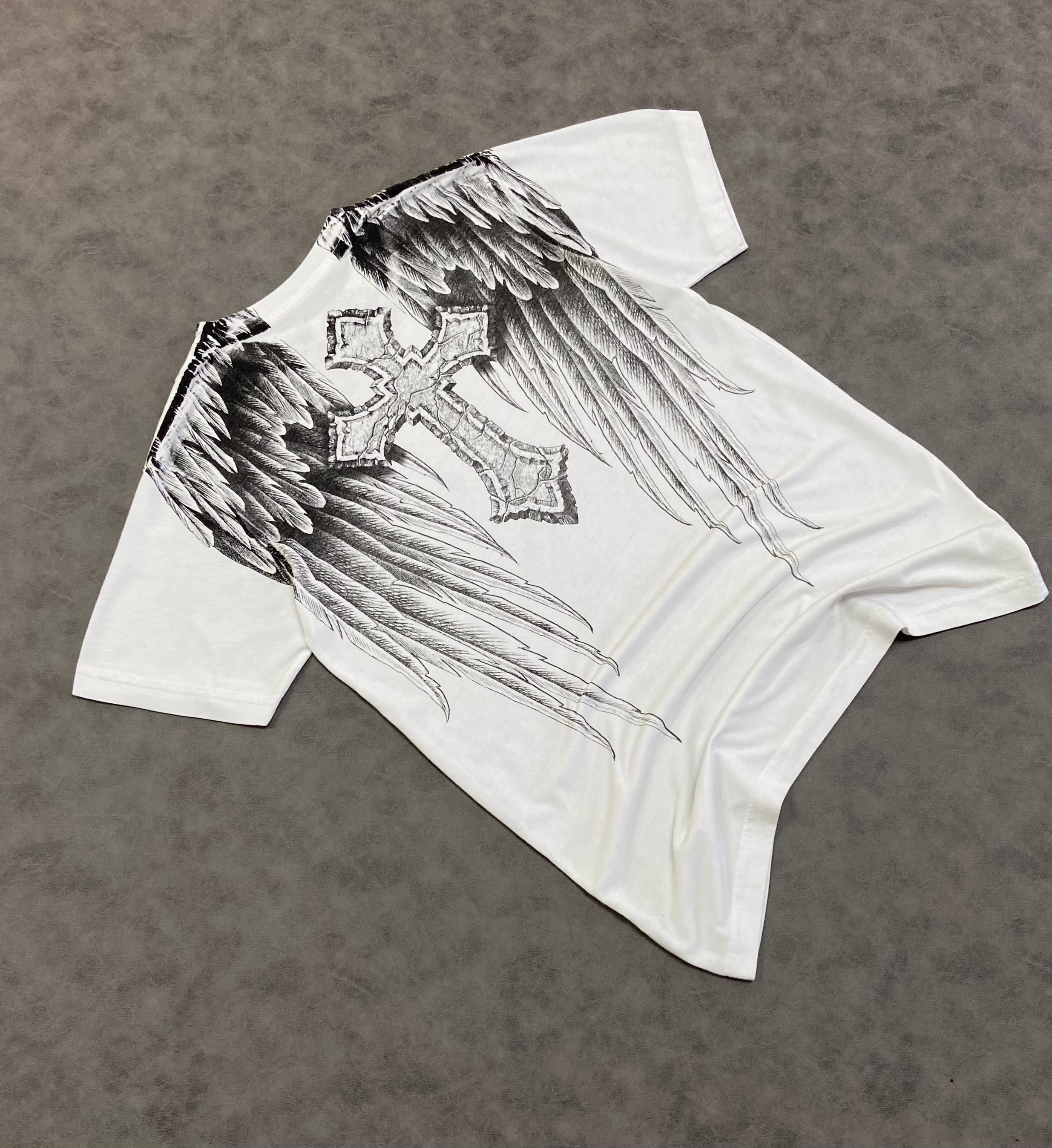 AFFLICTION CROSSED OVER T-SHIRT