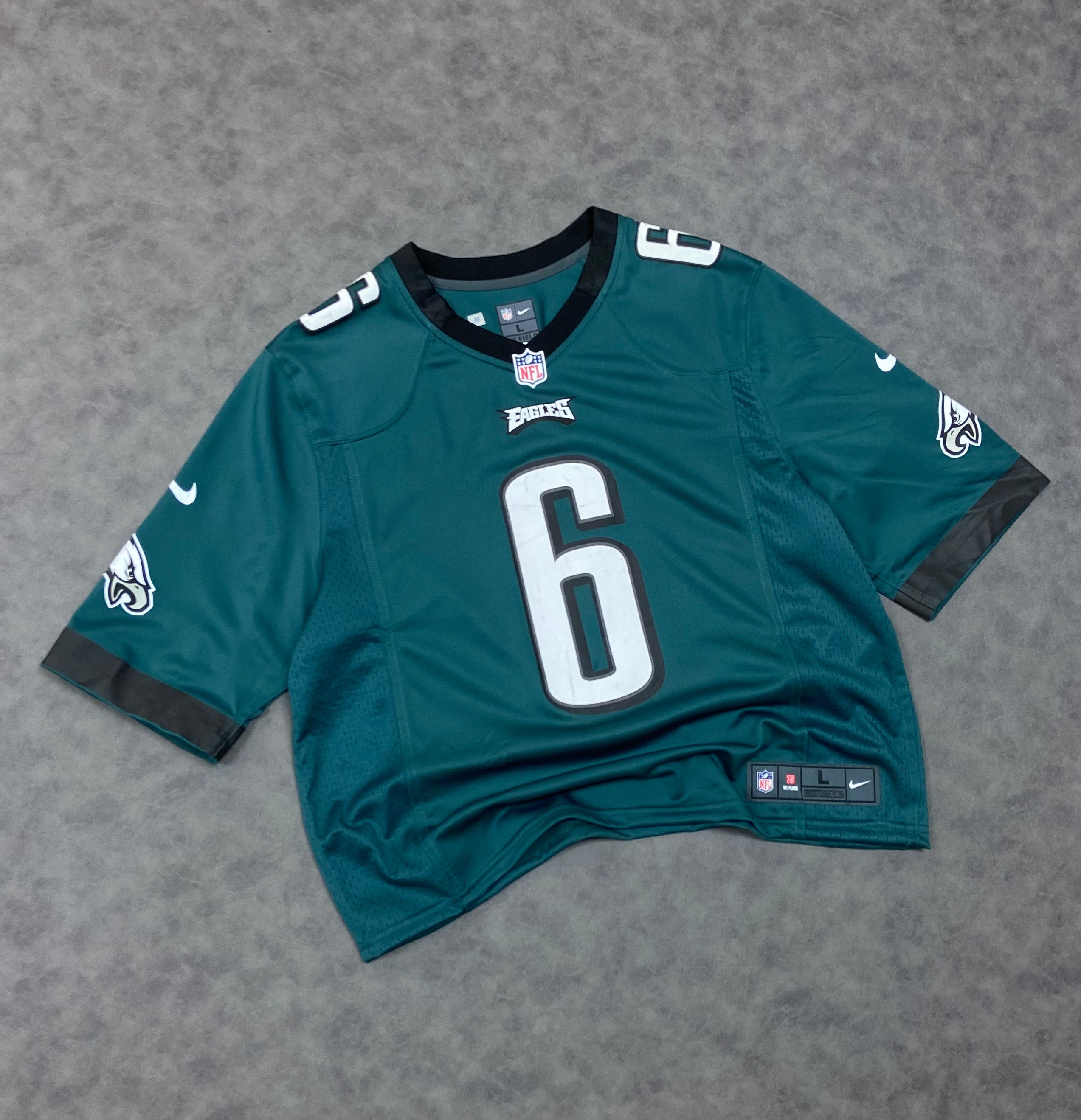Nike NFL Filadelphia Egles Devota Smith Boxy Fit Jersey