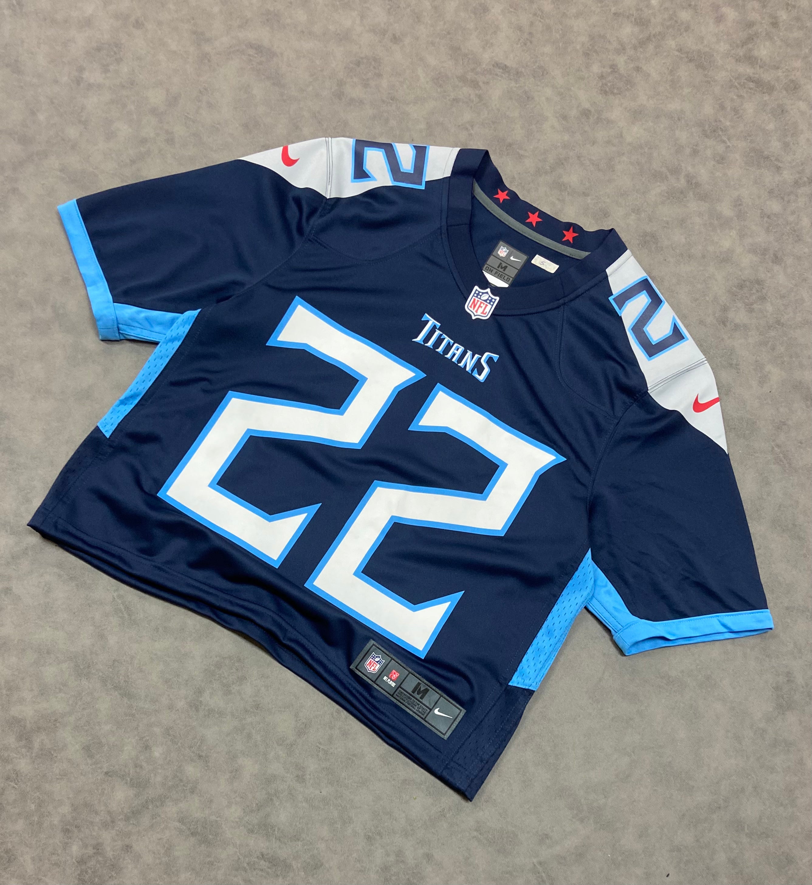 Nike NFL Tennessee TITANS  Derrick Henrry Boxy Fit Jersey