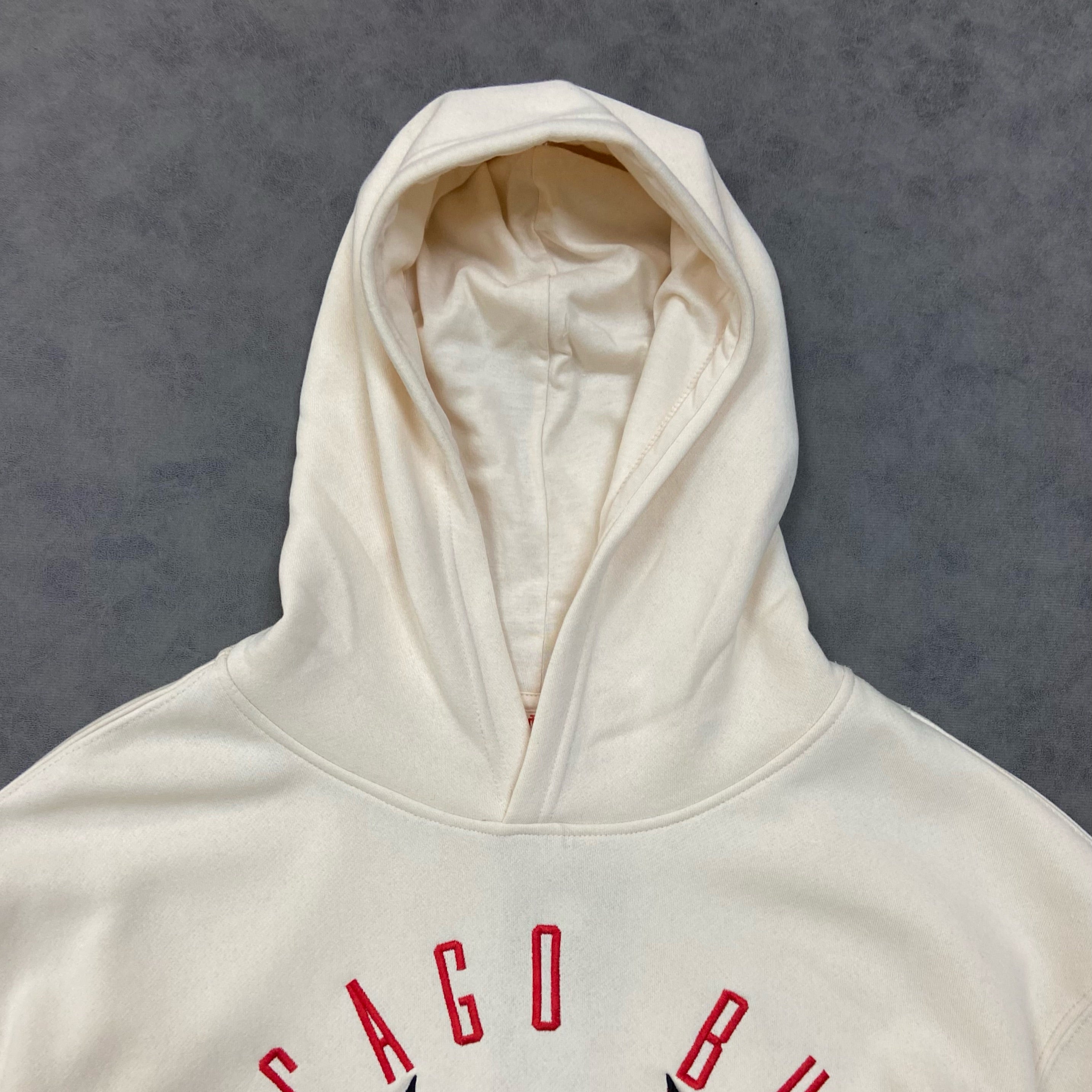 UltraGame Bulls Embroidered Oversized Hoodie