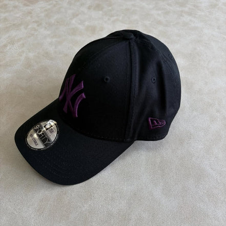 New York Yankes LEAGUE ESSENTIAL 9FORTY