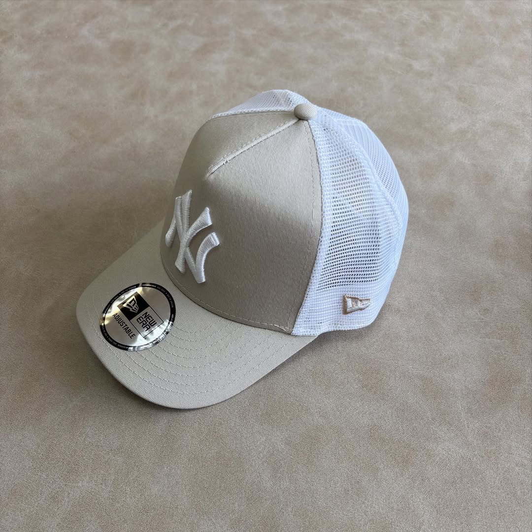 New Era Yankees 9forty Trucker Cap