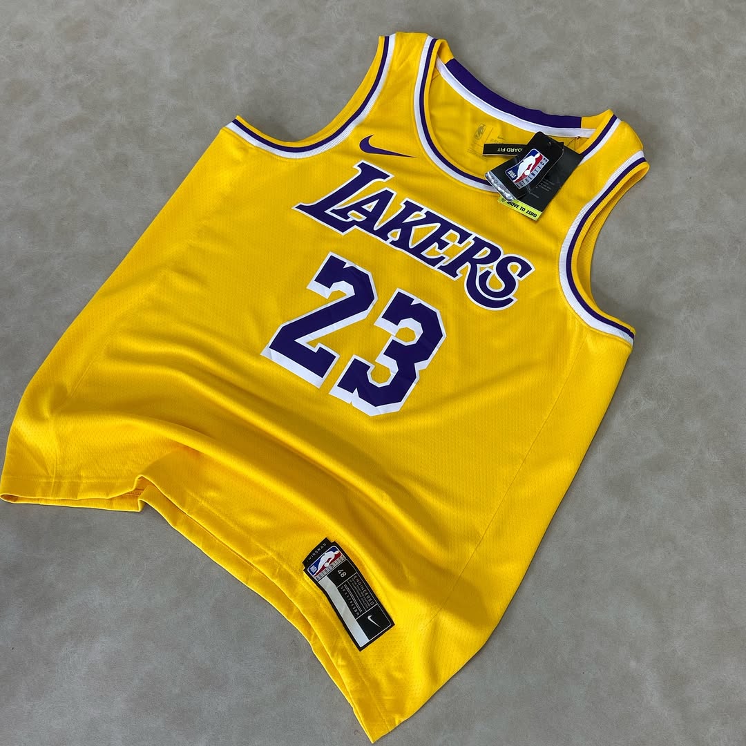 Los Angeles Lakers Lebron James Dri-FIT Swingman Jersey