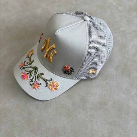 New York Yankees Floral Icon Trucker A-Frame Snapback
