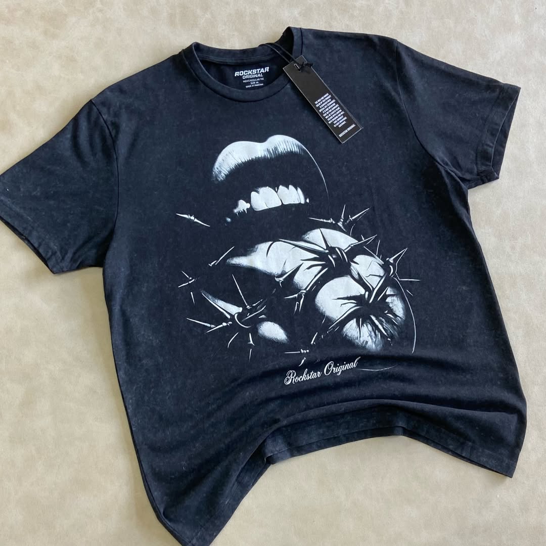 Blank Vintage Black T-Shirt