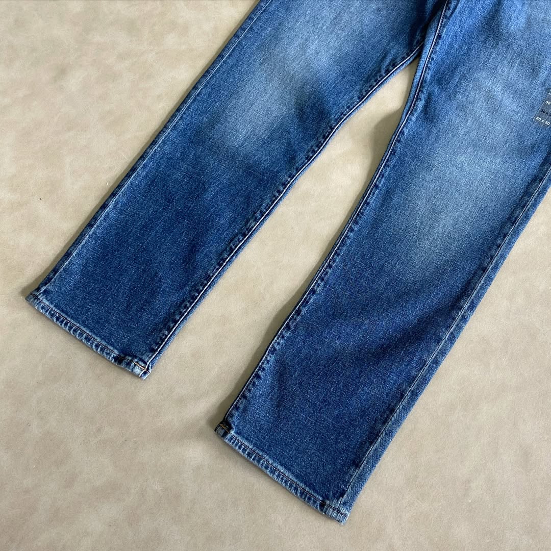 GAP Straight Jeans
