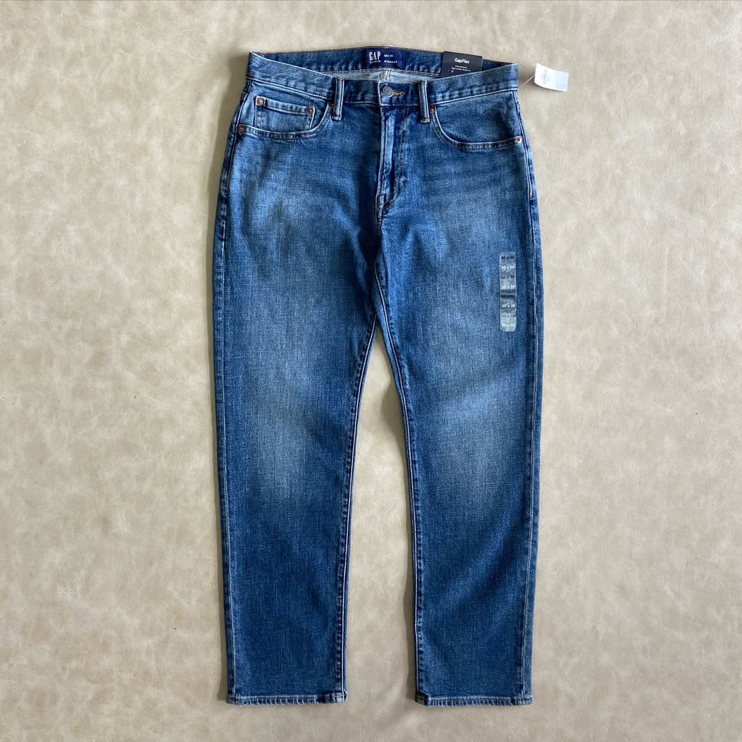 GAP Straight Jeans
