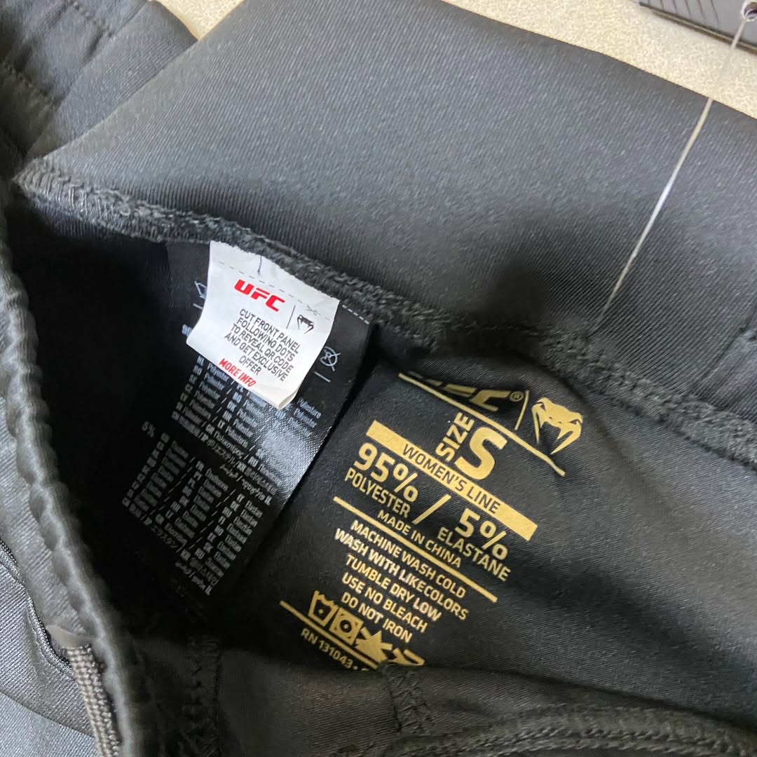 UFC Venum Walkout - Champion Pants