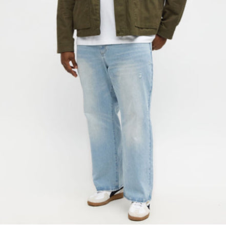 Classic Straight Fit Jeans